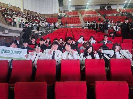 2025새내기들의 입학식과 동기유발학기